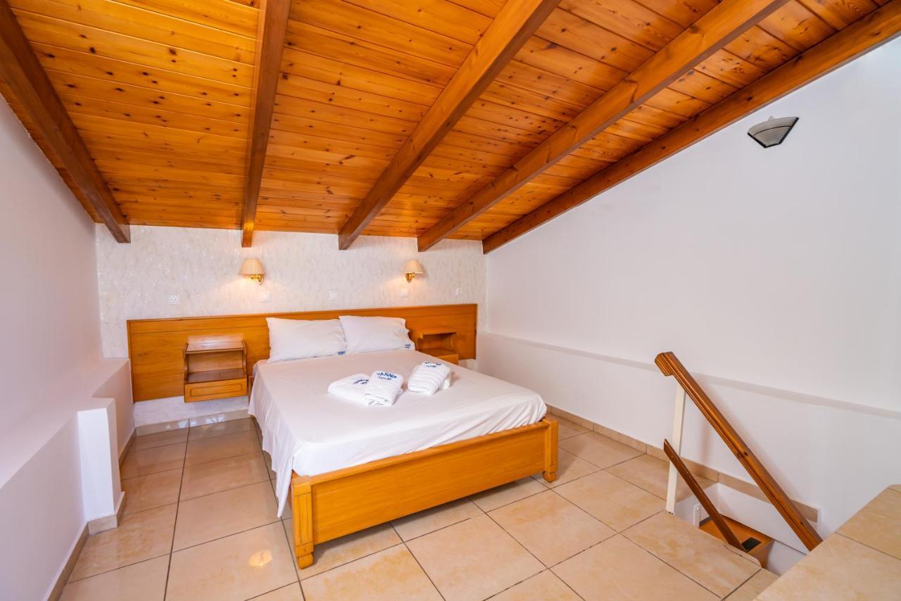 Yannis Bed & Breakfast Nydri  Ngoại thất bức ảnh